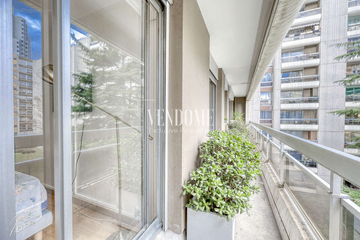 Appartement à PARIS-19E