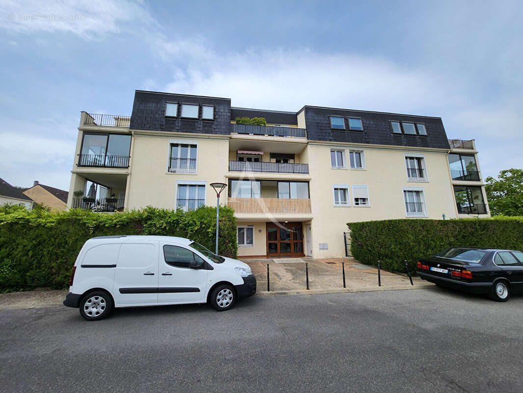 Appartement à DOURDAN