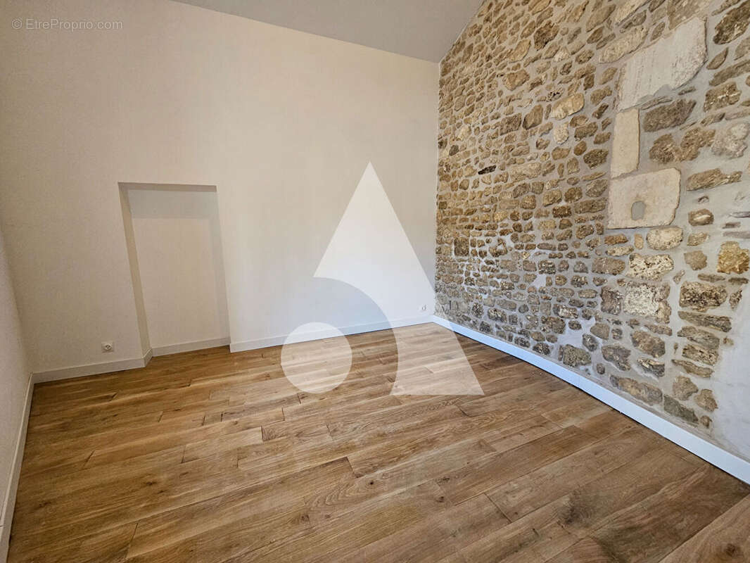 Maison à SAINT-SORNIN