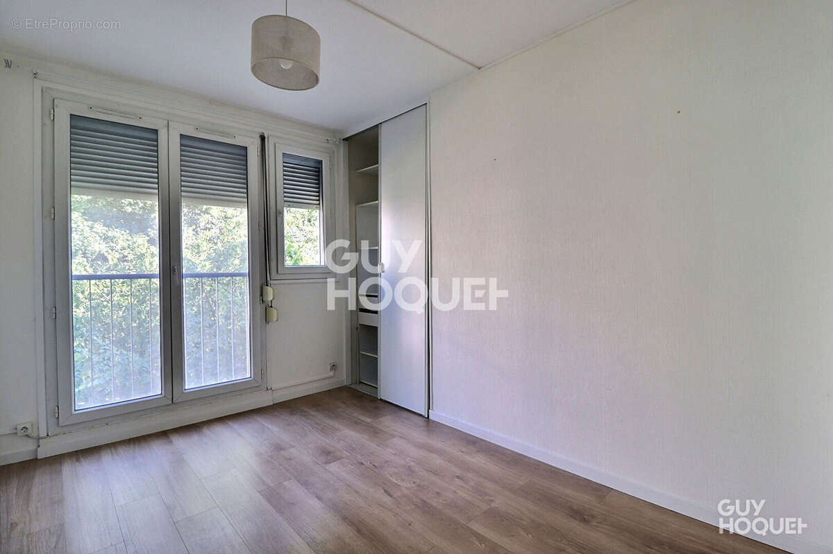 Appartement à VILLIERS-SUR-ORGE