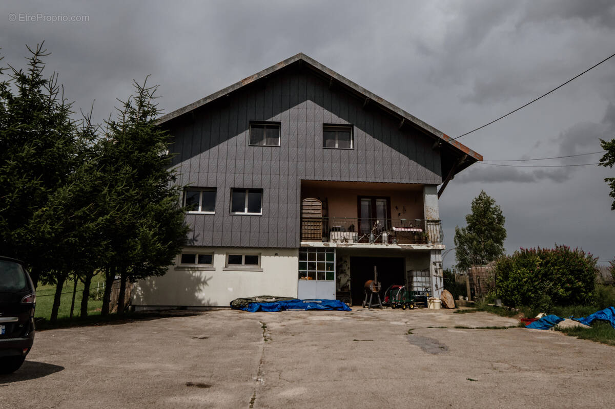 Appartement à RECULFOZ