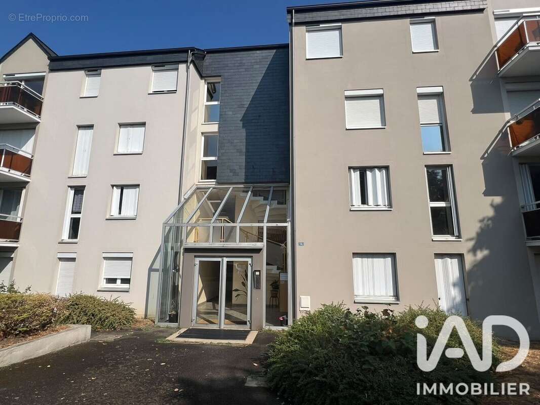 Appartement 83 m² à Saint-Sebastien-Sur-Loire  - photo 8