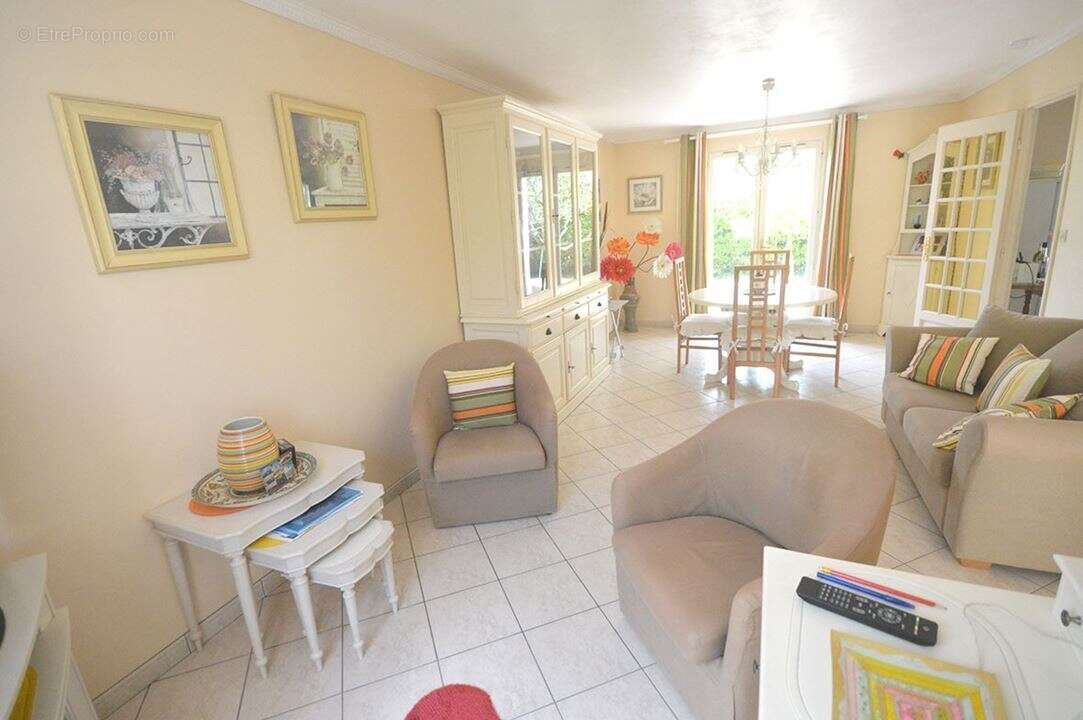 Maison à SAINT-GEORGES-DE-DIDONNE