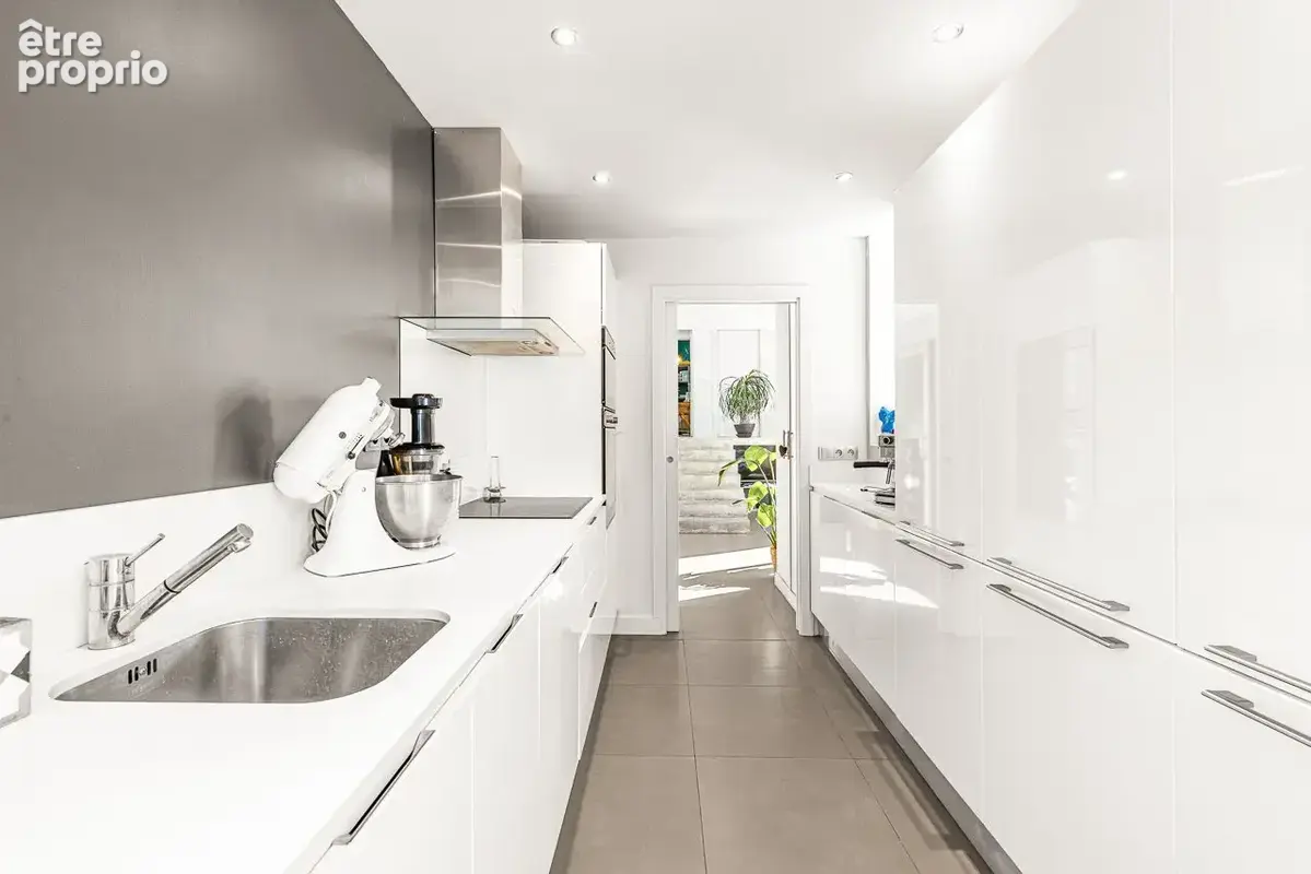 Maison 5 pièces 157 m² à vendre à Carros (06510) - photo 8