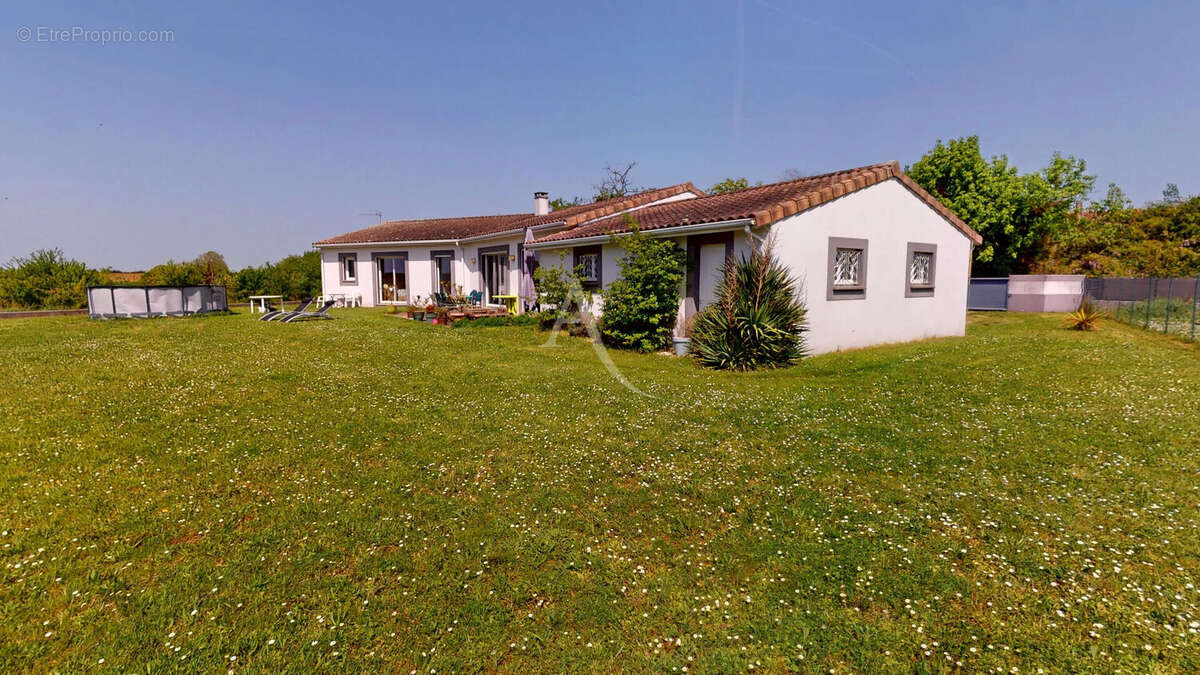 Maison à MERVILLE