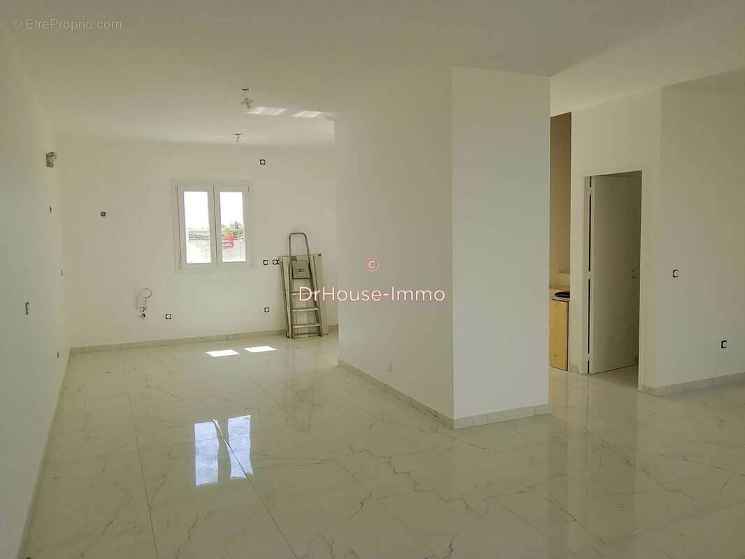 Maison 4 pièces 110 m² à vendre à Canny-Sur-Matz (60310) - photo 2