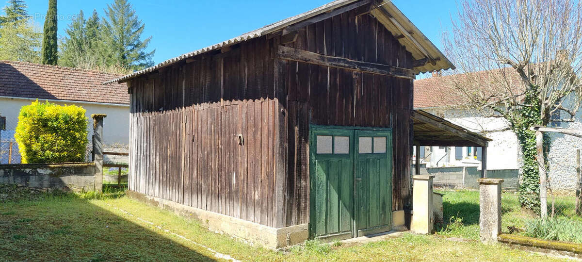 20250407_144541 - Maison à SAINT-PARDOUX-LA-RIVIERE