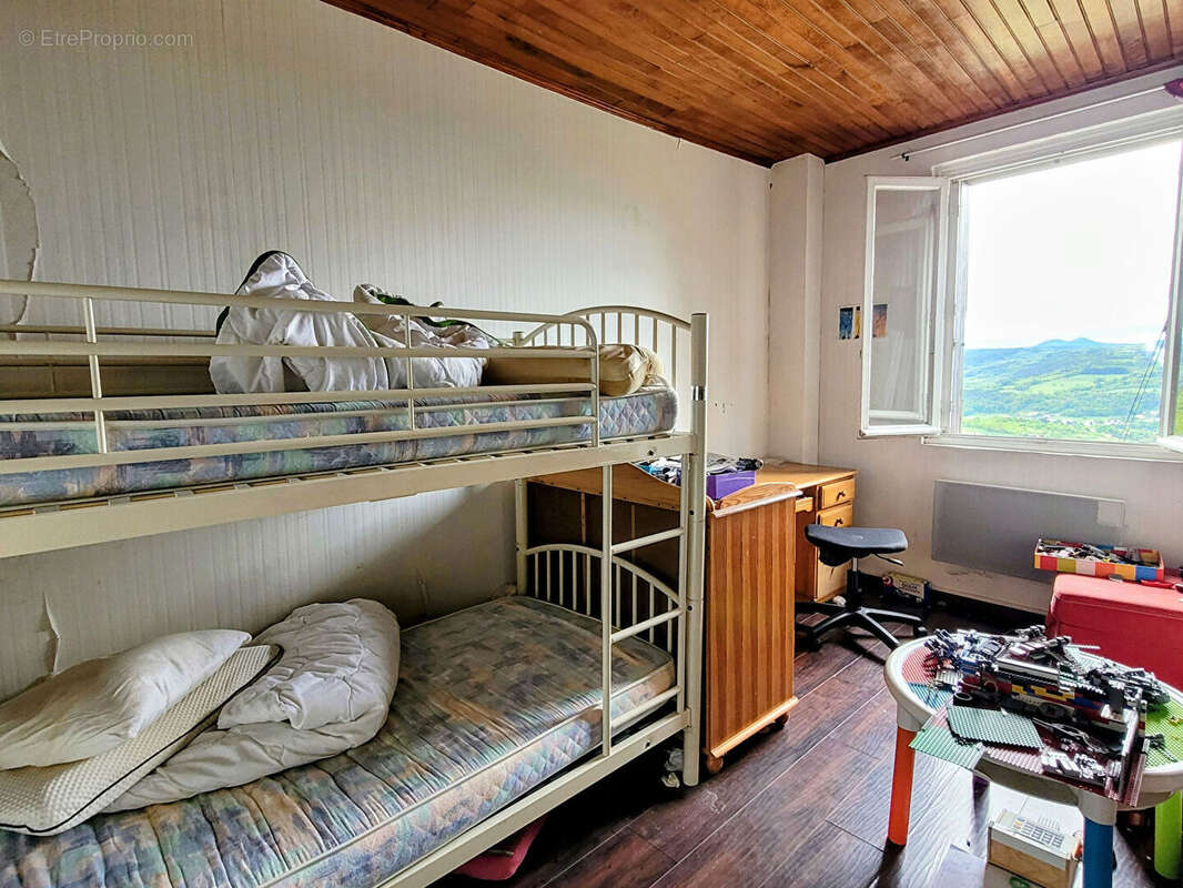 Maison à COUBON