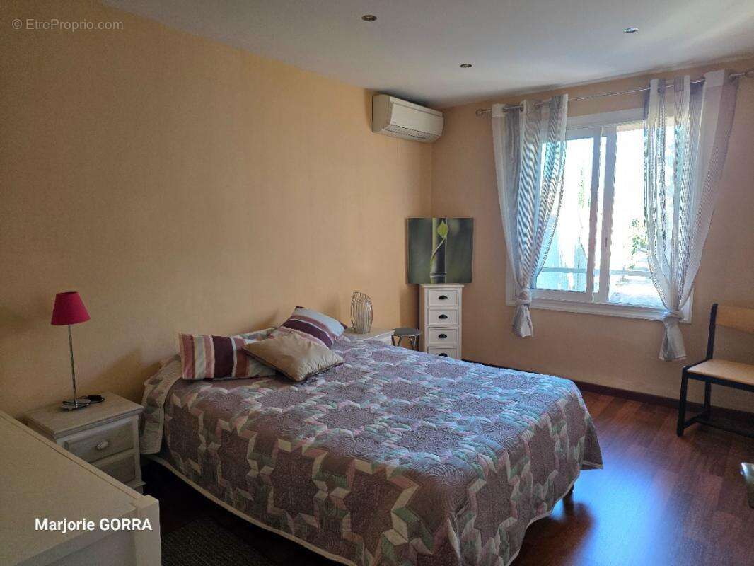 Appartement à NANS-LES-PINS