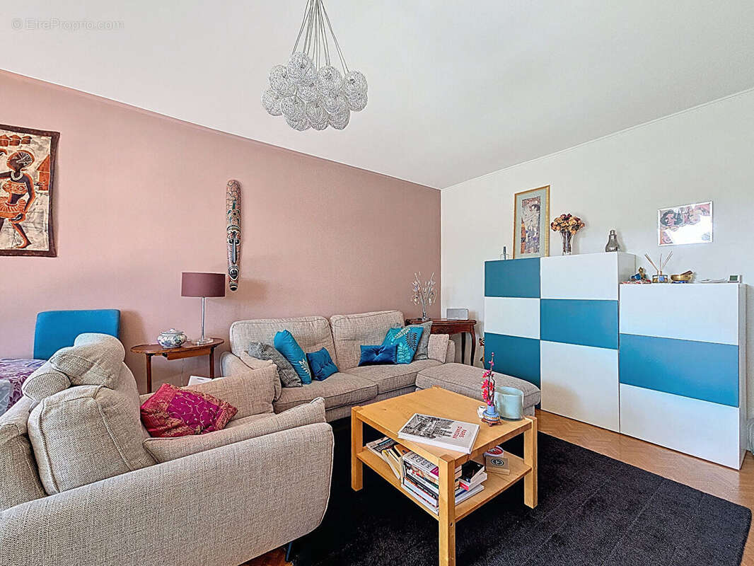 Appartement à BAGNEUX