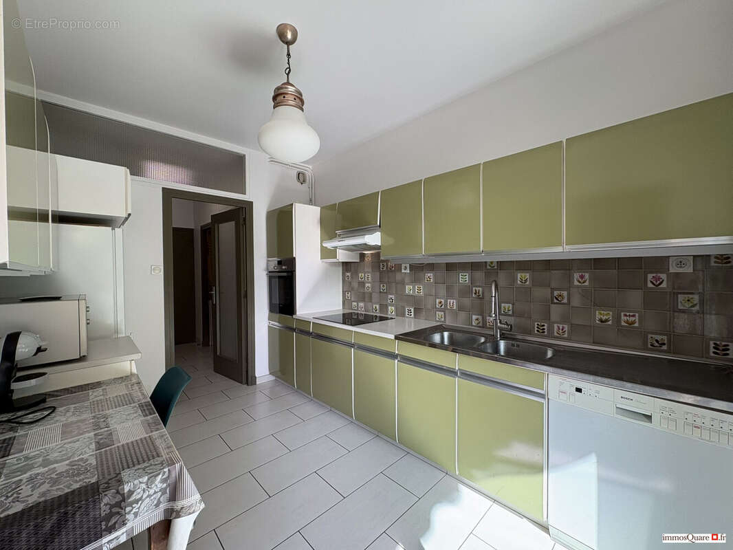 Appartement à MEYLAN