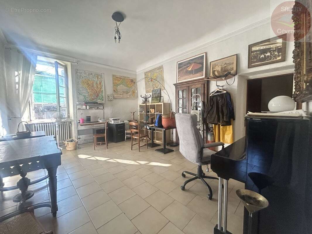 Maison à GENERARGUES