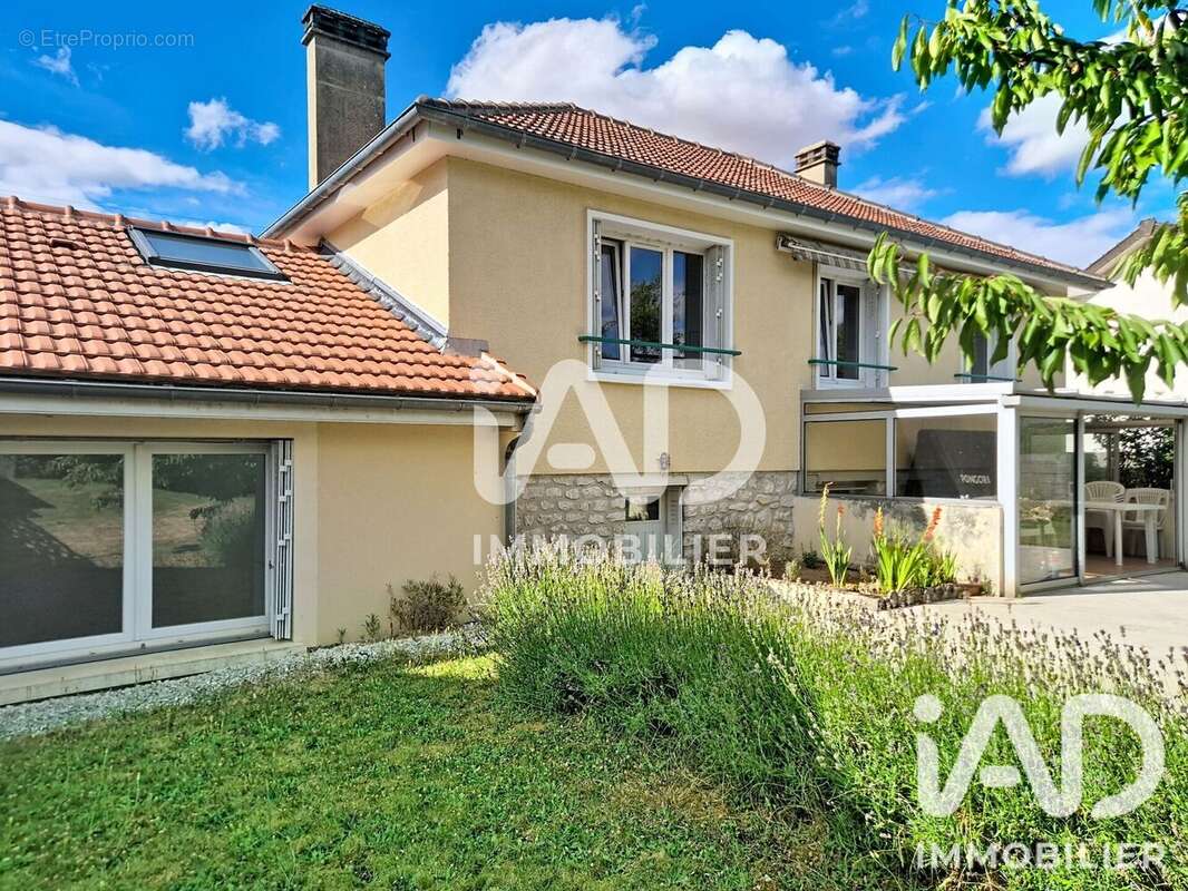 Photo 3 - Maison à ROZAY-EN-BRIE