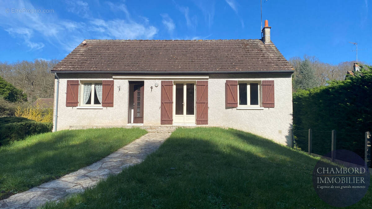 Maison à CELLETTES