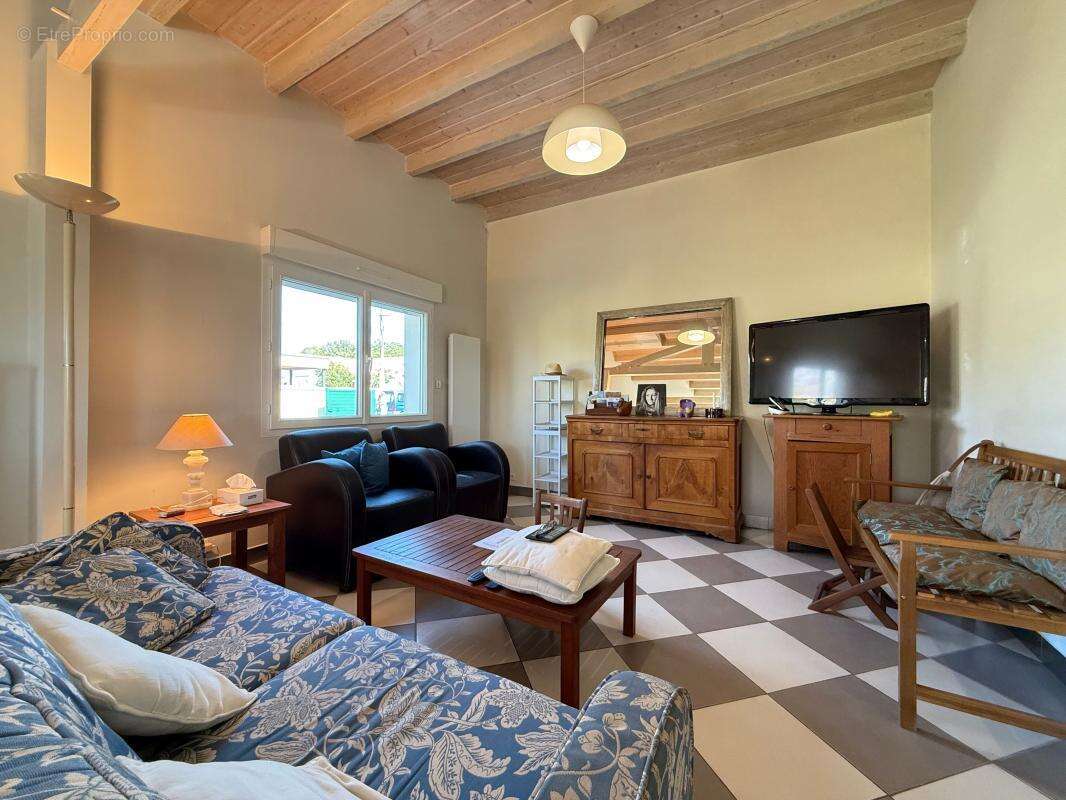 Maison à SAINT-PALAIS-SUR-MER