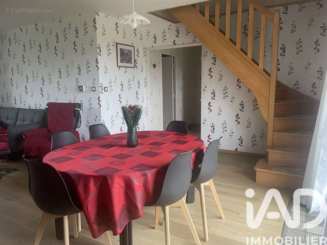 Maison 120 m² à Franchesse  - photo 3