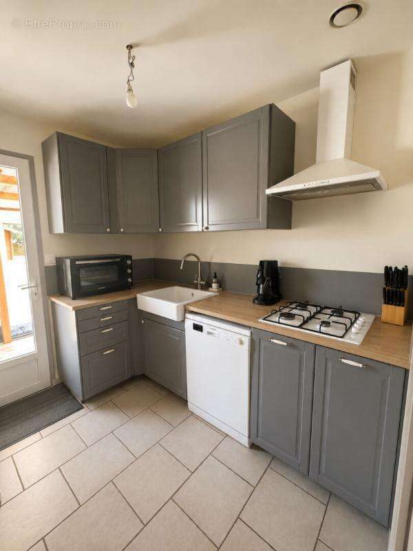 Maison Lavare 5 pièce(s) 71 m2 - photo 3
