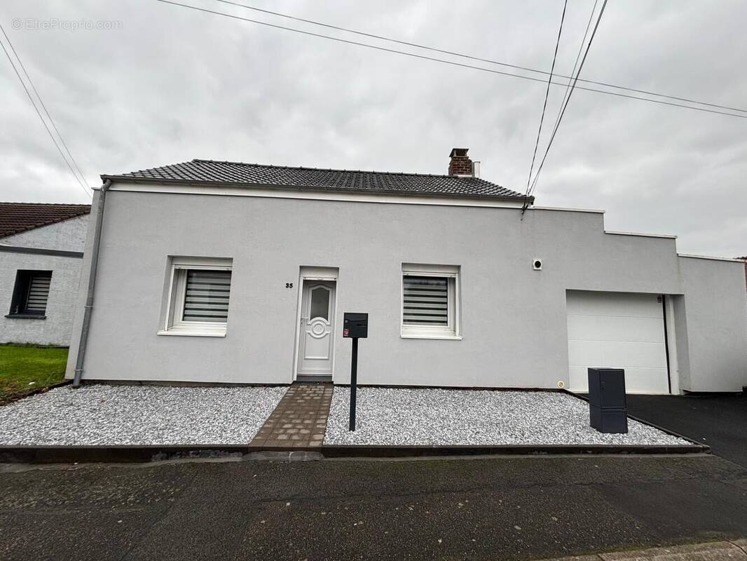 Photo 1 - Maison à BARLIN