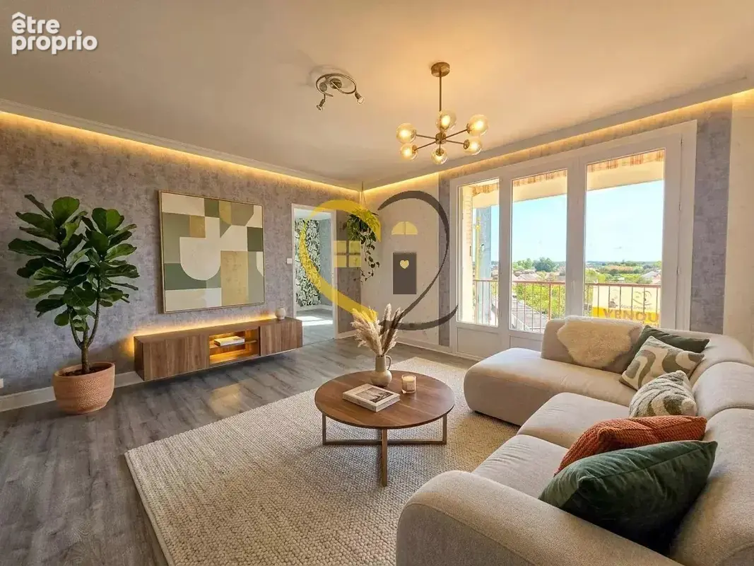 Appartement à YZEURE