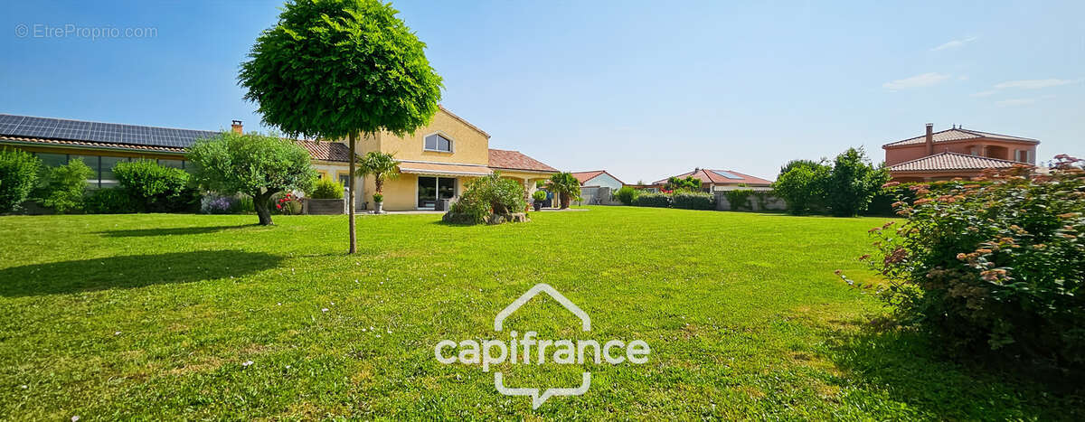 Maison de standing à Vernosc-lès-Annonay – Beaux volumes et parc arboré de plus de 3 000 m² - photo 33