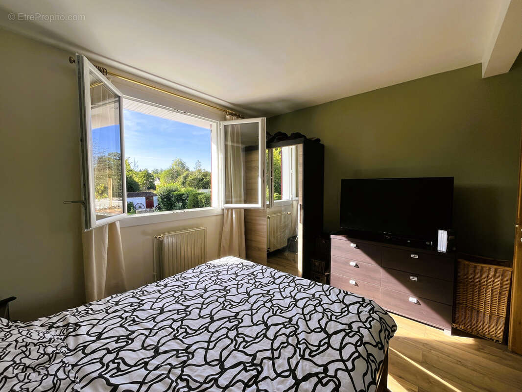 Maison à SAINT-PREST