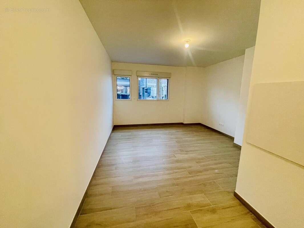 Appartement à SAINT-MAUR-DES-FOSSES