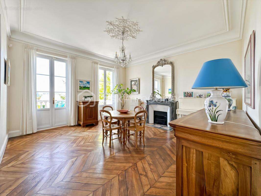 Maison à SAINT-GERMAIN-LES-CORBEIL
