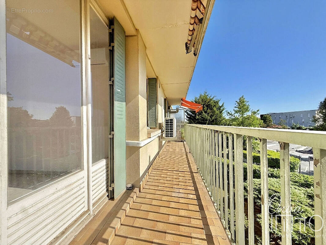 Appartement à FONTAINES-SUR-SAONE