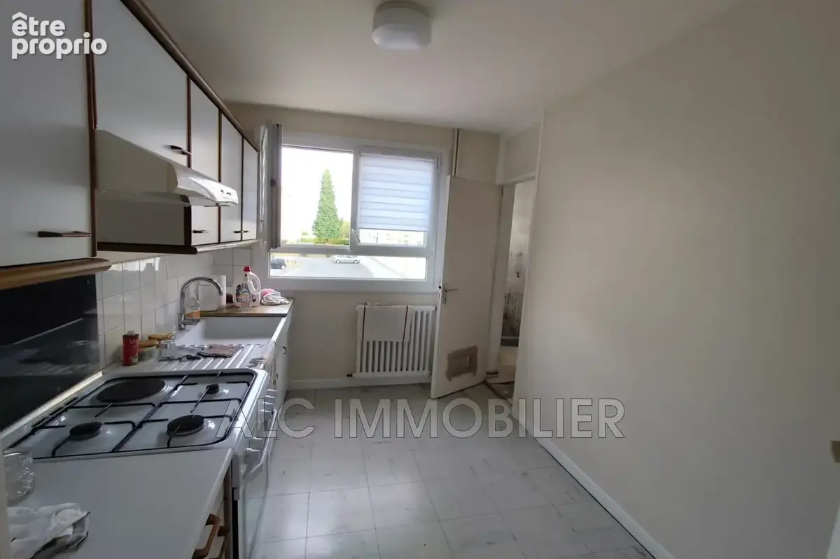 Appartement 67 m² à Alencon  - photo 2