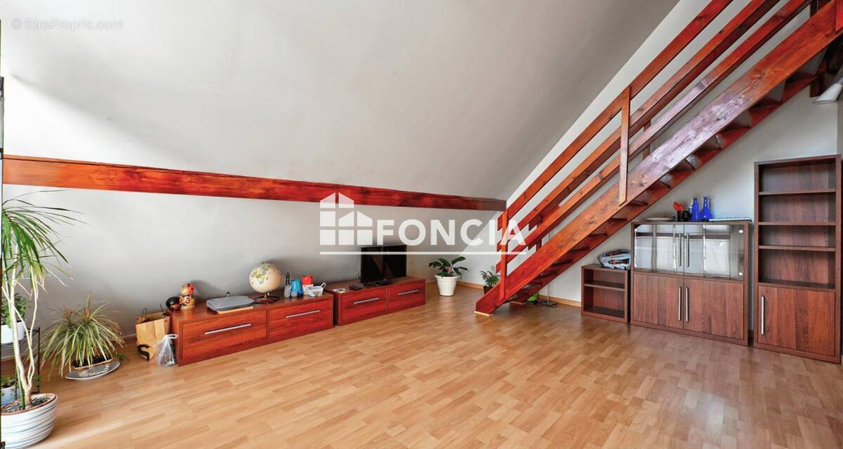 Appartement à SAINT-OUEN-L'AUMONE