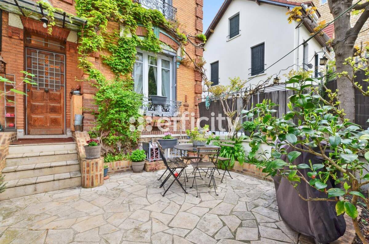 Maison à BOIS-COLOMBES