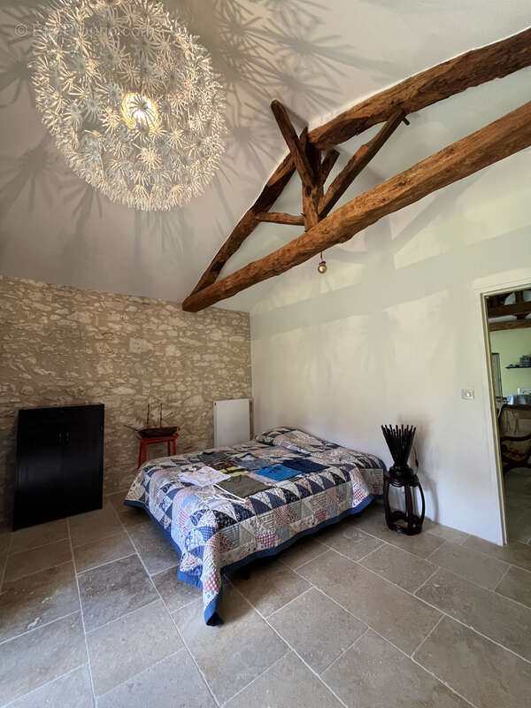 Maison à MAUVEZIN