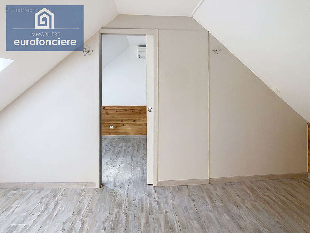 Maison à AIX-EN-OTHE