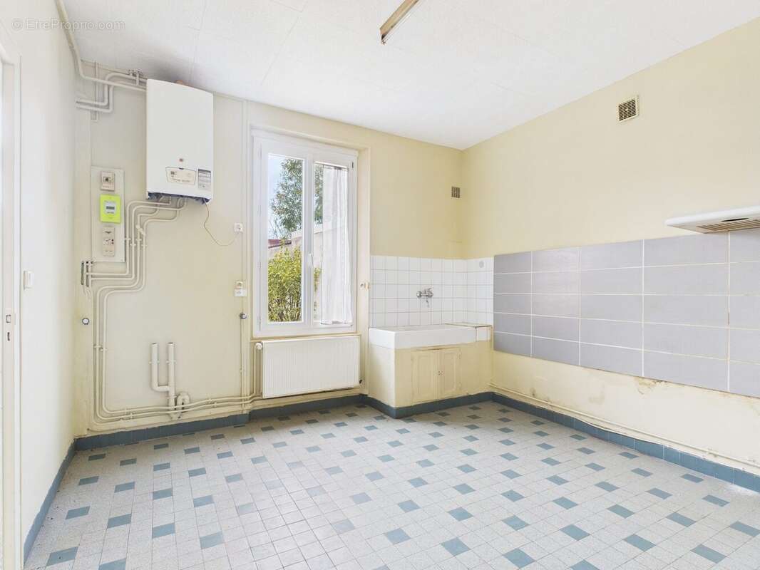 Maison à ROMILLY-SUR-SEINE