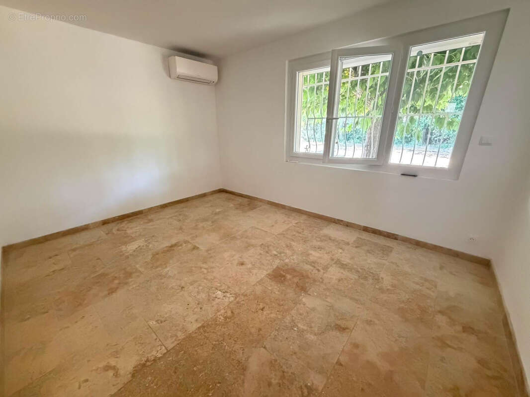maison d'architecte rénovée 135 m2 4 chambres - photo 7