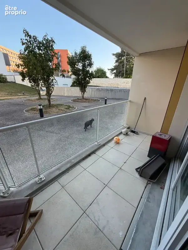 T2  de 65m2 avec balcon et garage - secteur Pommery - photo 3