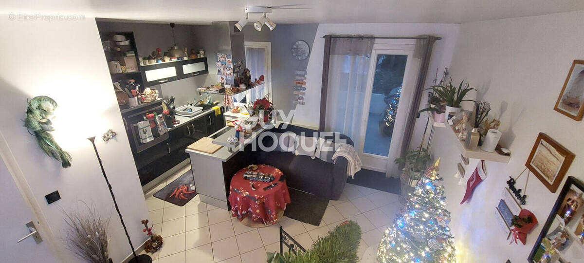 Appartement à MEZIERES-SUR-SEINE