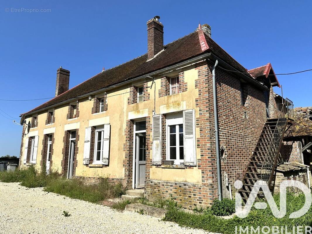 Photo 1 - Maison à CHESSY-LES-PRES