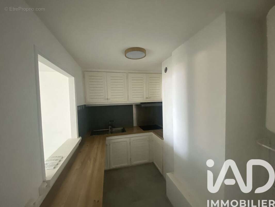 Photo 2 - Appartement à SAINT-DENIS