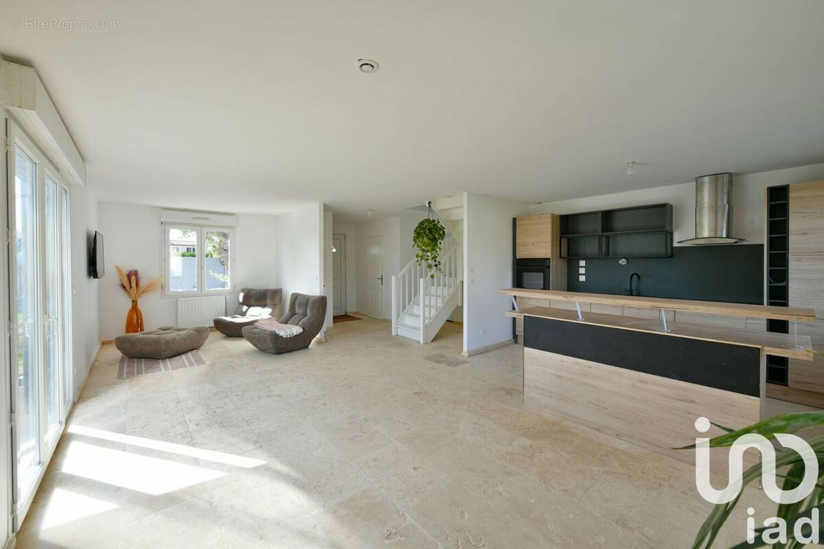 Photo 1 - Maison à SAINT-MAURICE-EN-GOURGOIS