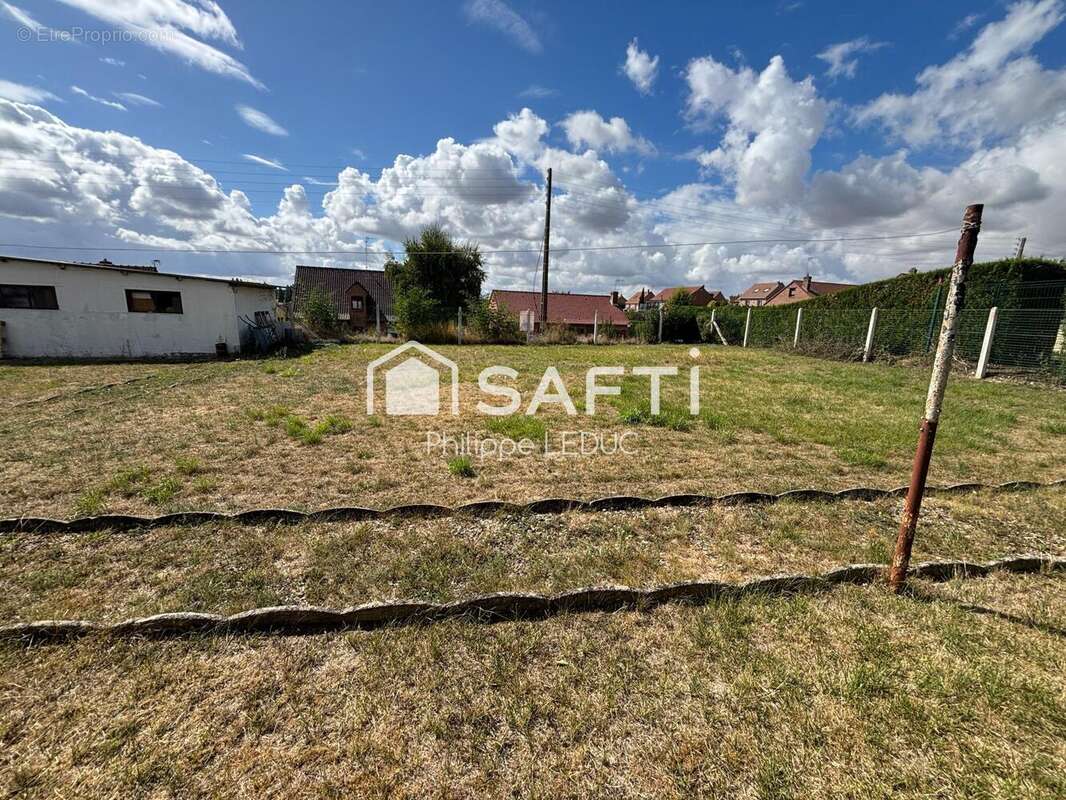 Photo 3 - Terrain à RAILLENCOURT-SAINTE-OLLE