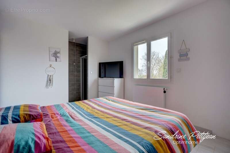 Maison à VILLARS-LES-DOMBES