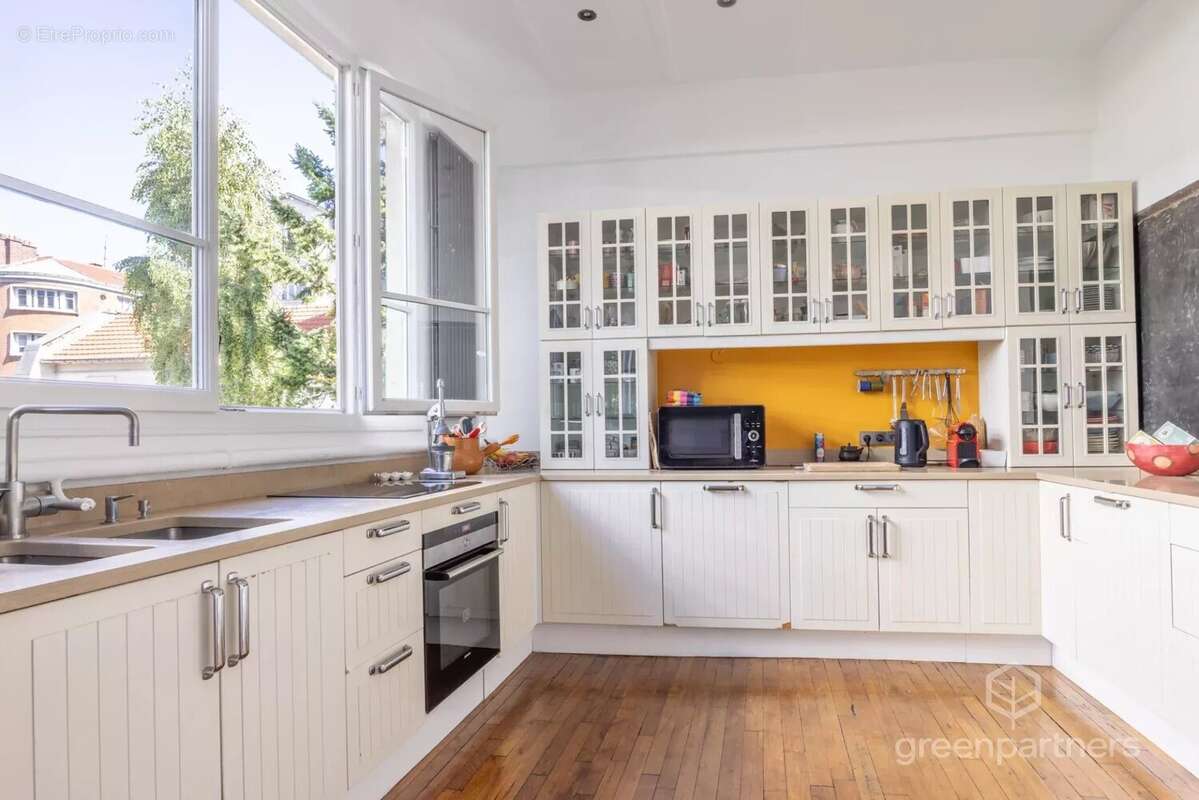 Appartement à MONTROUGE