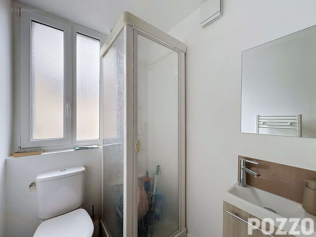 À VENDRE - Maison dans le bourg de Cérences - photo 9