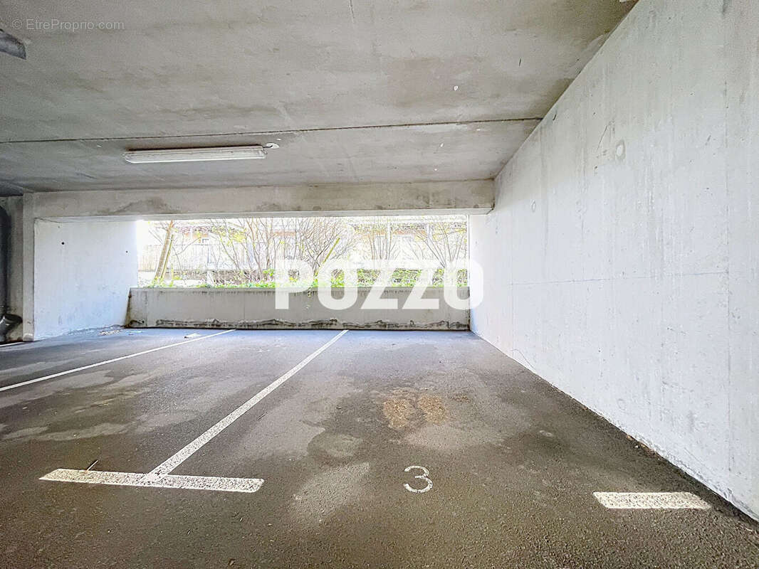 Appartement à COLOMBELLES