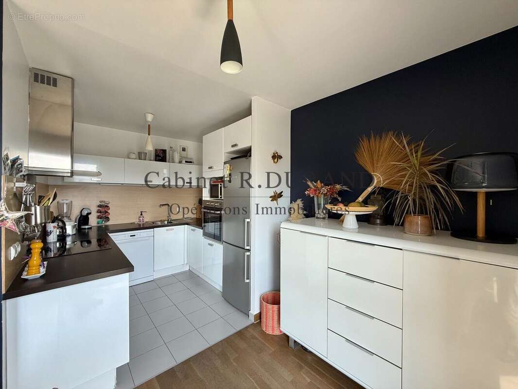 Appartement 87 m² à Colombes  - photo 3