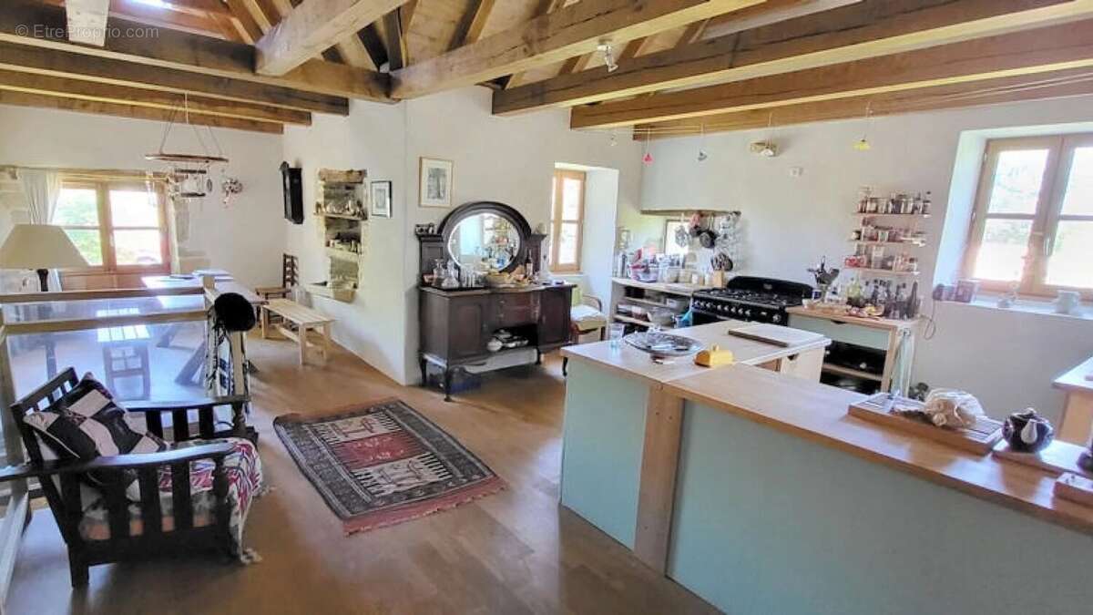 Maison à LABASTIDE-MURAT