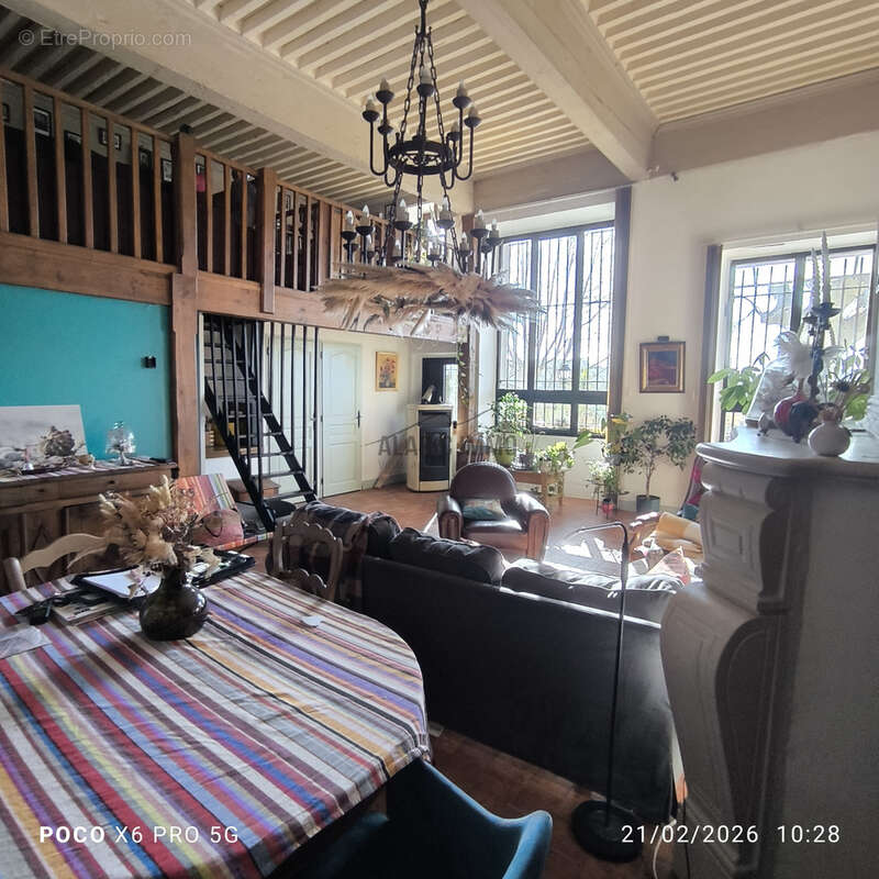 Maison à FABREZAN