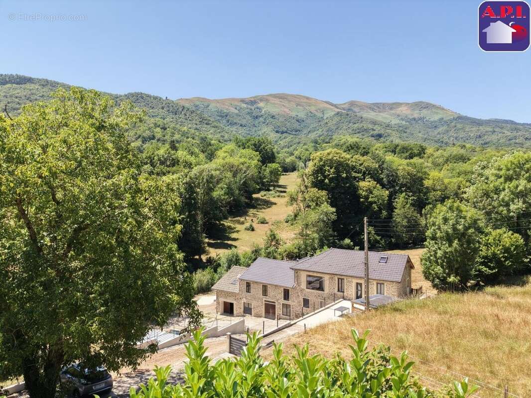 Maison 104 m² à Saurat  - photo 2