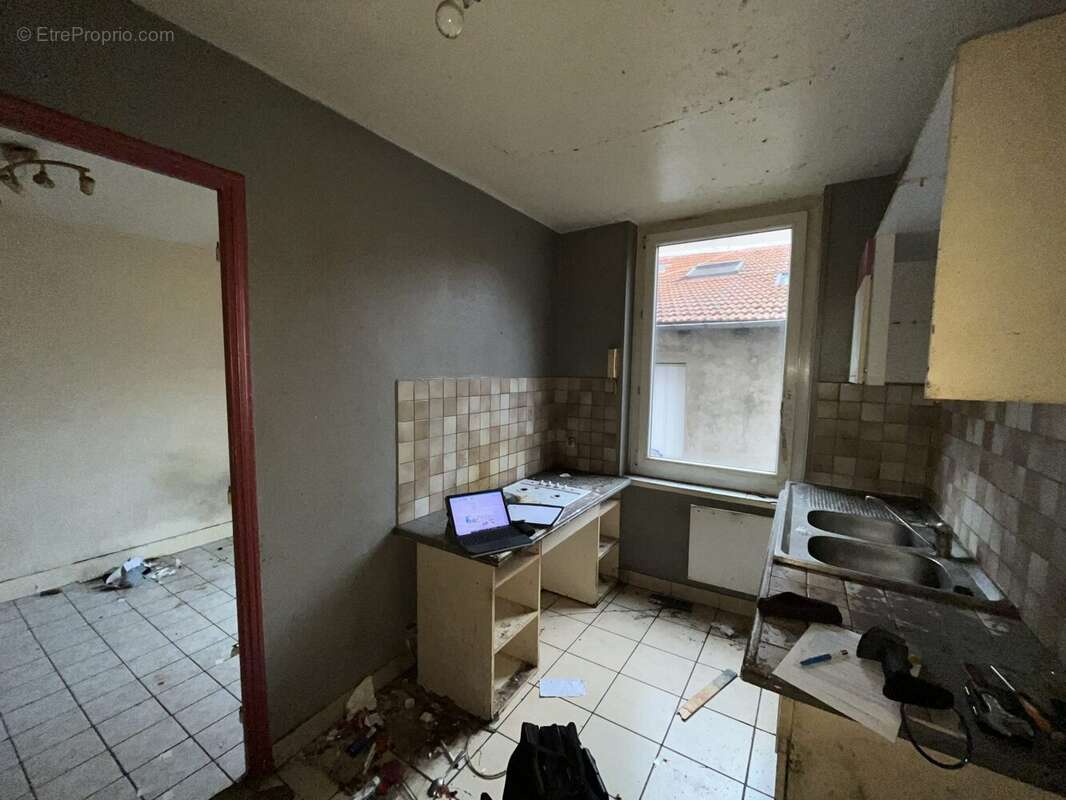 Appartement à SAINT-ETIENNE